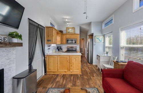 Emory House | Sweet Dove Cottage has Walking Trails with Fishing Pond fun place to stay and play