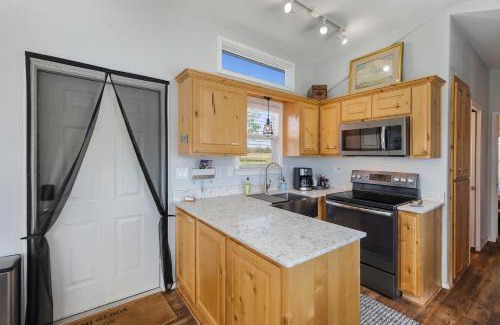 Emory House | Sweet Dove Cottage has Walking Trails with Fishing Pond fun place to stay and play