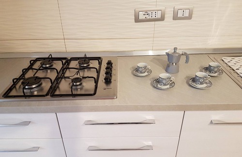 Naples City Centre Apartment | Sweet House "Angevin Dynasty" - An unforgettable experience!