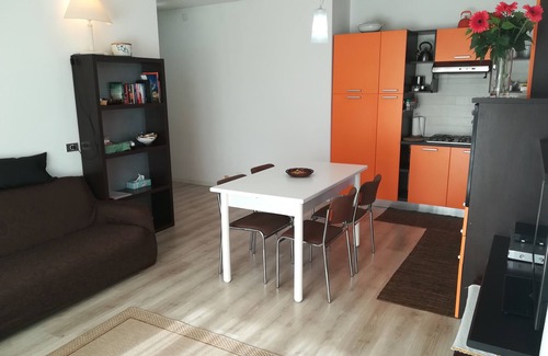 Bardolino Apartment | SWEET IRENE DELUXE top location Center & Beach Sunny Balcony WiFi Aircond Garage