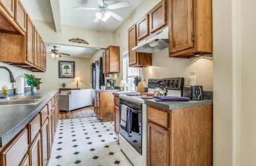 South Pensacola House | Sweet on Strong Street - Unit A