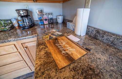 Perry House | Sweet Retreat at Mark Twain Lake! Historic 4BR/2BA Dog & Family Friendly Home!