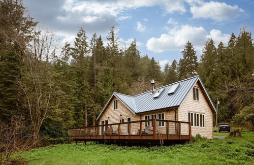 Cloverdale Cabin | Sweet Root Hollow Retreat