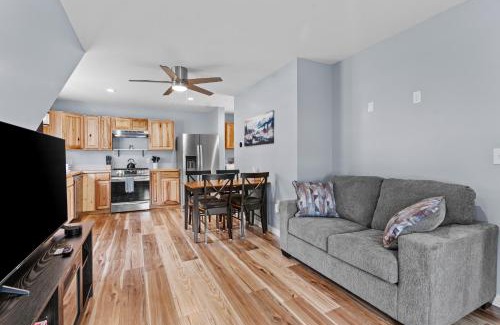 Warrensburg House | Sweet Solitude On Main