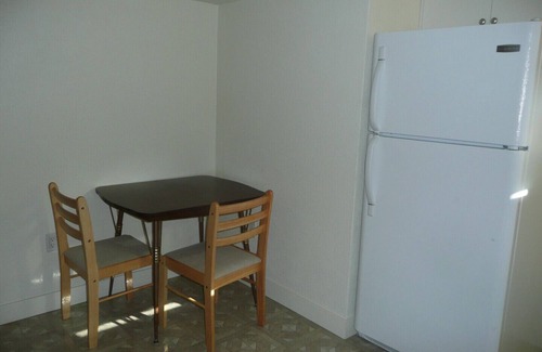 Saanich East House | Sweet Suite Near A nice Sandy Beach