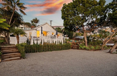 Summerland Apartment | Sweet Summerland Sand 1 BD Walk to Beach, Restaurants, and Shops!