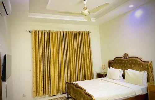 Loralai District House | Sweet villa