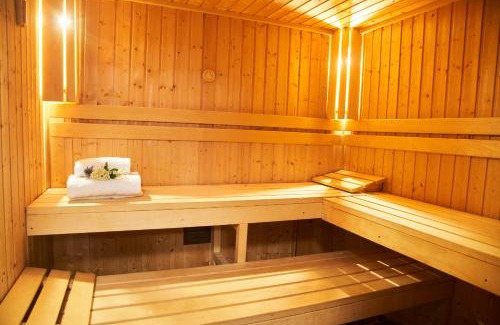 Heligan Apartment | Swifts Return - Apartment with hot tub, sauna and indoor pool (Dartmoor)