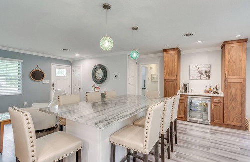 Northeast Pensacola House | Swim, Golf & Relax! 'Kokomo on the Emerald Coast'