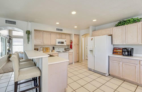Deer Valley House | Swim w/a View: Scenic Desert Retreat in Glendale