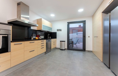 Agora Parc Ski Chalet | Swimming pool & BBQ | between Costa Brava & mountains