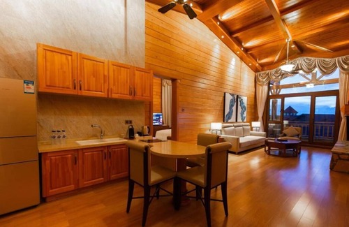 Fusong County Hotel | Swissôtel Resort Changbaishan