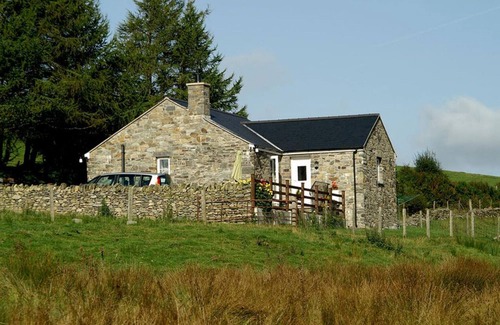 Gwynedd- Snowdonia Cottage | Swn Yr Aber - Two Bedroom Cottage, Sleeps 4