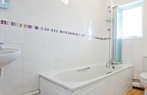 Woolfardisworthy Apartment | Sycamore Apartment - Uk49305