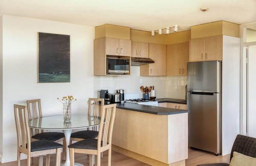 North Sydney Apartment | Sydney Harbour Bridge View Apartment