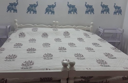 Kalapettai Apartment | Sylvie Cottage- Near White Town and Beach