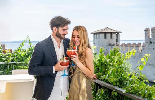 Monastir House | Syrmioncello - Castle Lounge