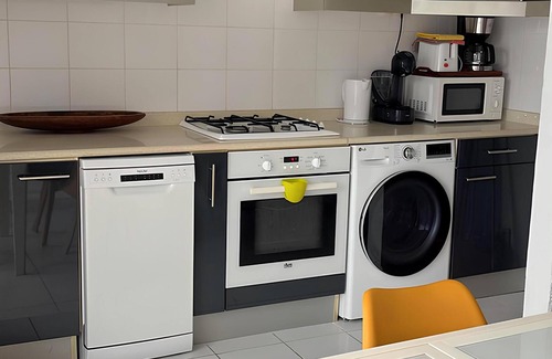 Perinet Apartment | T 3 with view of ilet Gosier and Basse Terre