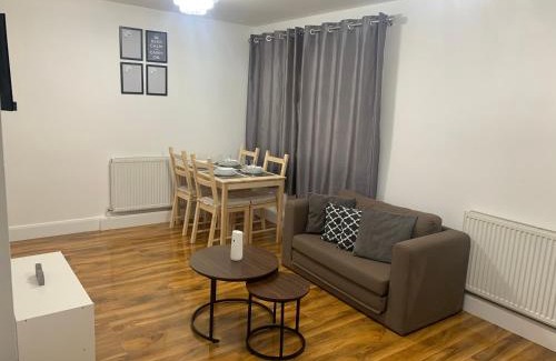 Abbey Wood Apartment | T Lodge