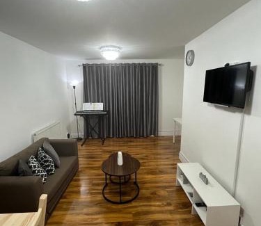 Abbey Wood Apartment | T Lodge