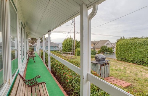 Depoe Bay Apartment | T09 - Lighthouse @ Trollers Lodge