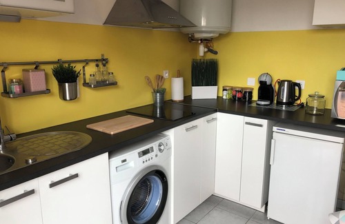 Rodez Apartment | T1 bis Proche Centre-ville, Campagne et Commodités