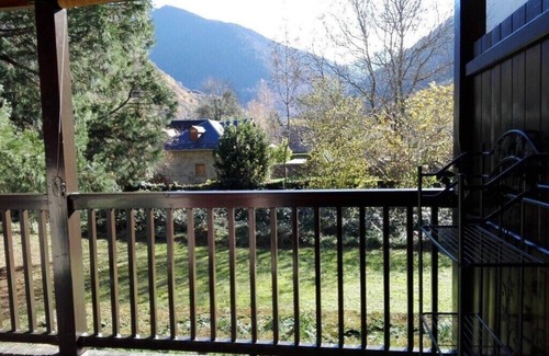 Saint-Mamet Apartment | T2 à Bagneres de Luchon à 2 pas des Thermes et du Centre Ville Avec Balcon Idéal