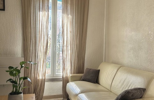 Lunel Apartment | T2 Chic and vintage in the heart of Lunel (15 mn from the sea)