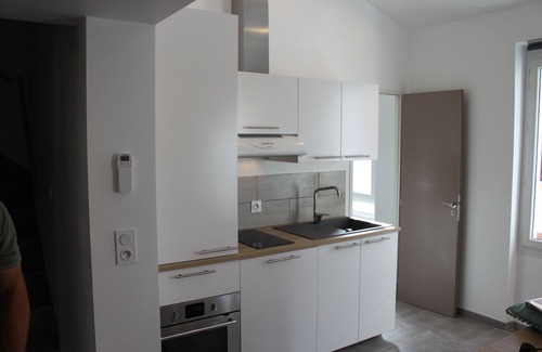 Sanary-sur-Mer Apartment | T2 entirely new in the middle of the alleys (Gd comfort: 2SDB, 2 WC)