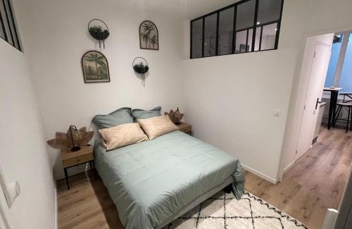 Graslin - Commerce Apartment | T2 Haut de Gamme en Hyper Centre, Rénové Avec Soin