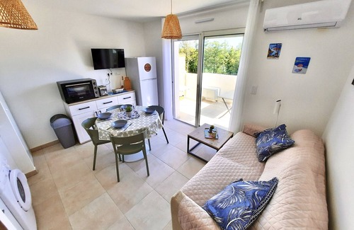 Bravone Apartment | T2 neuf-VUE MER-CLIMATISE-WIFI-PISCINE- 4 personnes-Classé 3*