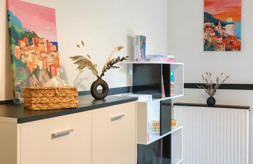Downtown Angers Apartment | T2 paisible avec balcon verdoyant