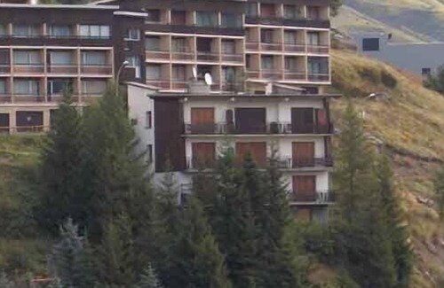 Orcieres-Merlette Apartment | T2, VIEWS in cottage 300m from the slopes in ORCIERES MERLETTE