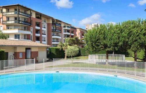 Fontaine-Bayonne-Cartoucherie Apartment | T3 - 2 places de parking - balcon - Climatisation