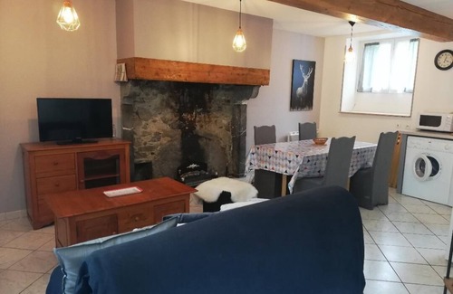 Heches House | T3, 30mn from PEYRAGUDES, ST LARY, VAL LOURON (65) : 04 people