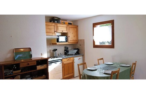 Guillestre Apartment | T3 apartment near town center