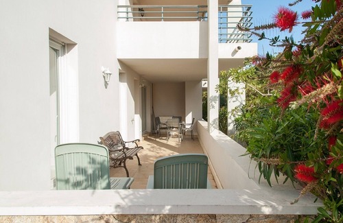 Calvi Apartment | T3 of standing 80m2, terrace, swimming pool. Beach and shops 6 minutes walk