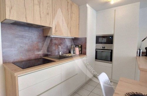 Sete Apartment | T3 sur les hauteurs dans résidence avec piscine