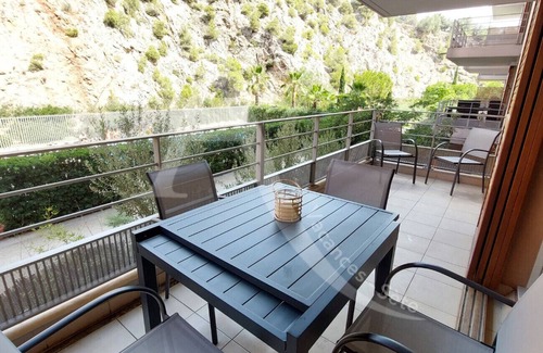Sete Apartment | T3 sur les hauteurs dans résidence avec piscine