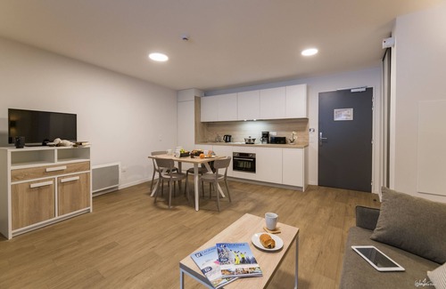 Piau Engaly Condo | T5 au pied des pistes | Vue imprenable | Piscine