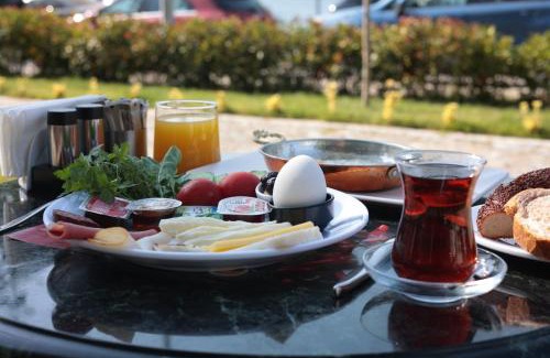 Cinarcik Bed & Breakfast | Taşliman Otel