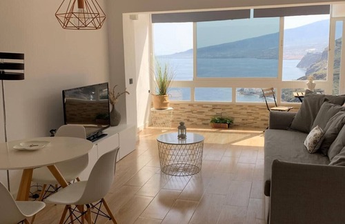 Tabaiba House | Tabaiba Pool & Views