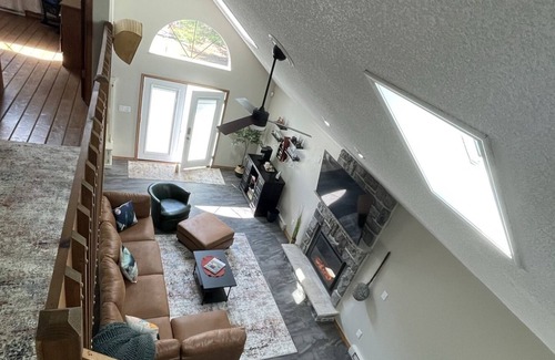 Tafton Ski Chalet | Tafton Vacation Chalet with access to Lake Wallenpaupack