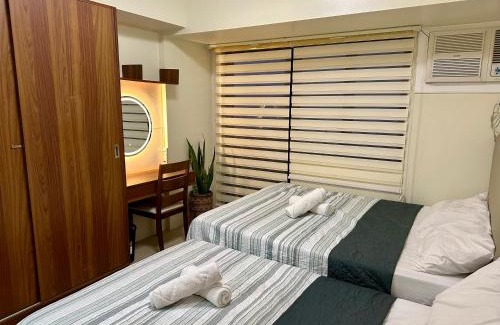 Silang Junction South Hotel | Tagaytay Staycation - Balaico 2 balconies Taal View 2BR