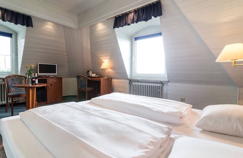 Hoechst Hotel | Tagungshotel Höchster Hof Frankfurt