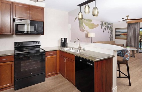 Las Vegas Apartment | Tahiti Village Resort & Spa