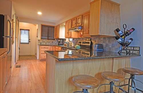 Talmont House | Tahoe Park Amenities Elevated Mountain Cabin, Beach, Piers and more