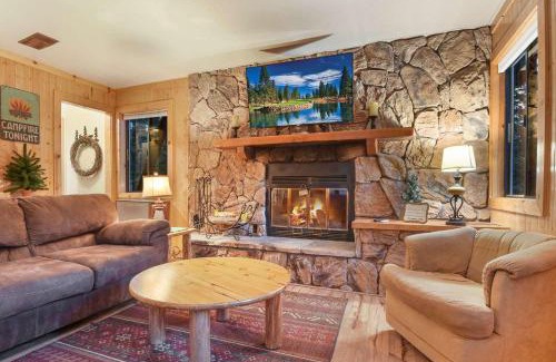 Tahoe Pines House | Tahoe Pines Cabin