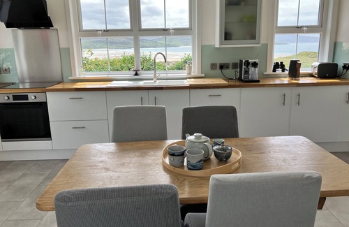 Harris Cottage | TAIGH MARSAILI, family friendly in Luskentyre, Isle Of Harris