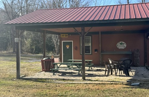 Robbinsville RV Rental | Tail of the Dragon Resort Campground Mountain View